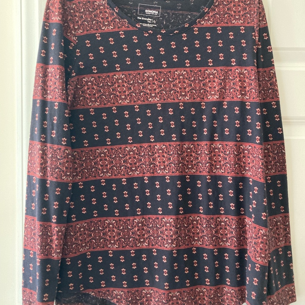 Sonoma women large tshirt